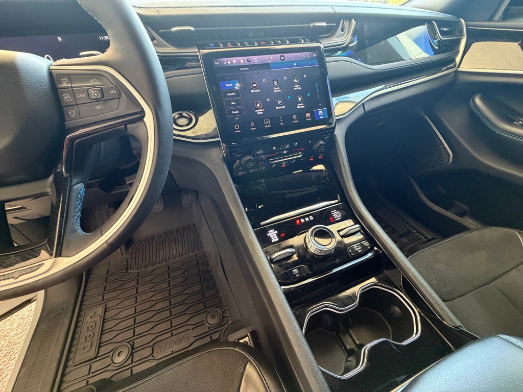 2022 Jeep Grand Cherokee 4xe Trailhawk