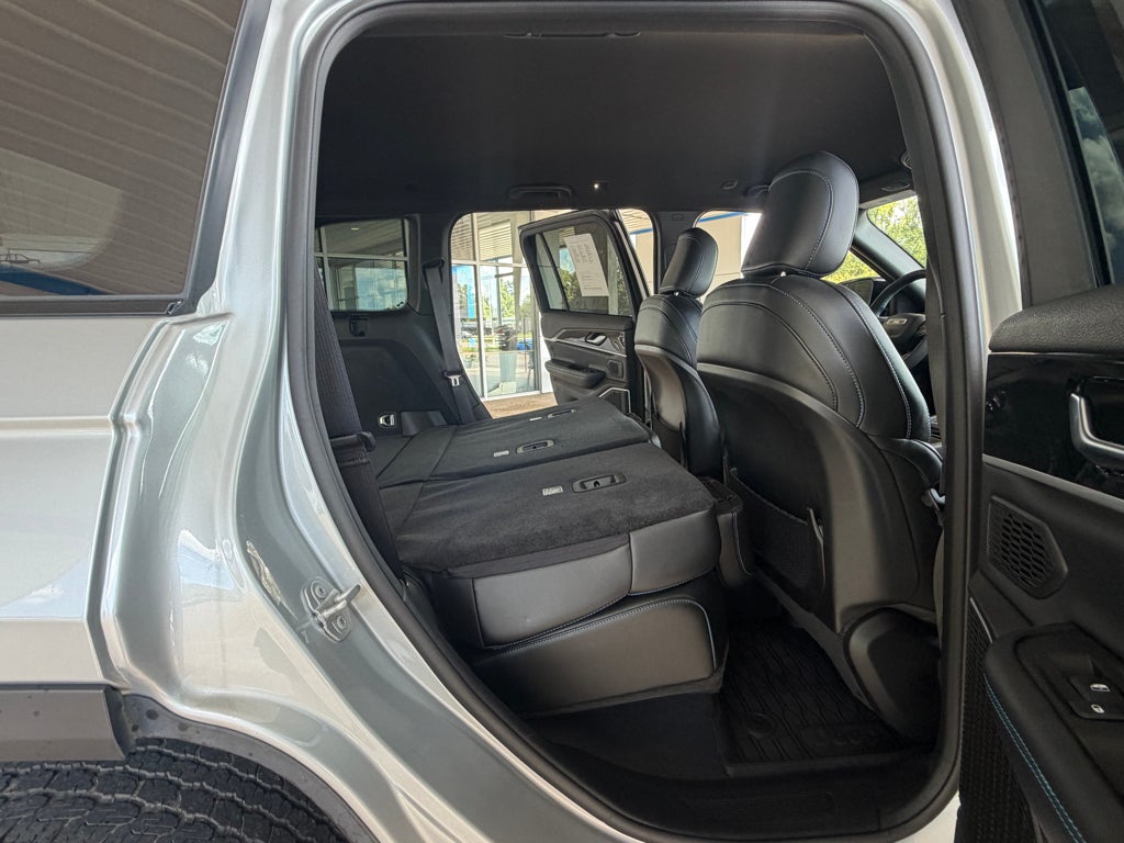 2022 Jeep Grand Cherokee 4xe Trailhawk