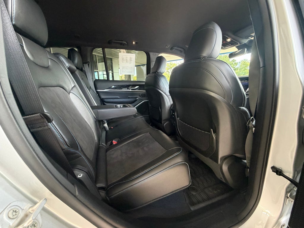 2022 Jeep Grand Cherokee 4xe Trailhawk