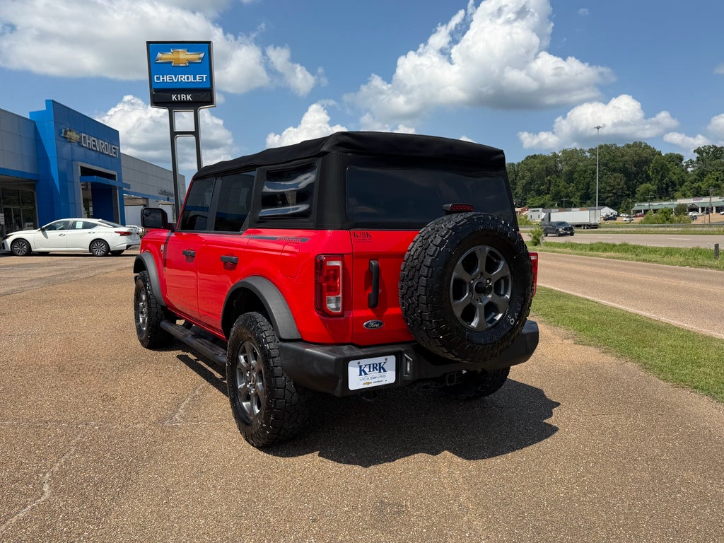 2021 Ford Bronco Base