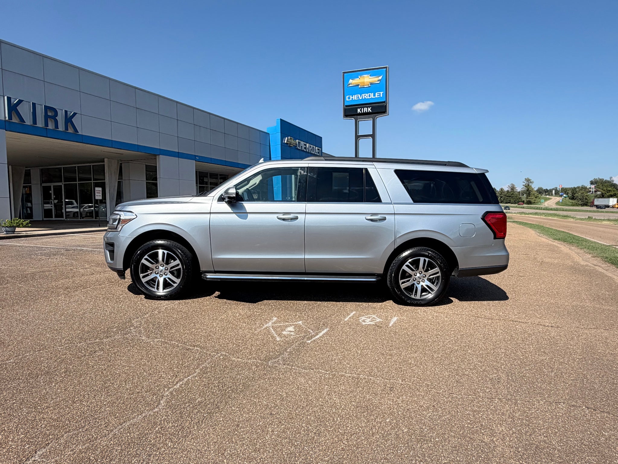 2022 Ford Expedition Max XLT