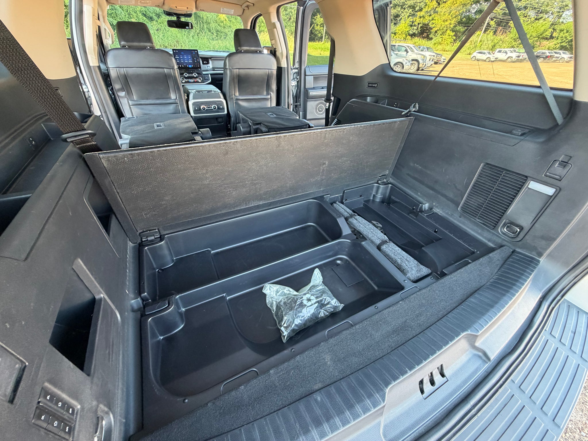 2022 Ford Expedition Max XLT