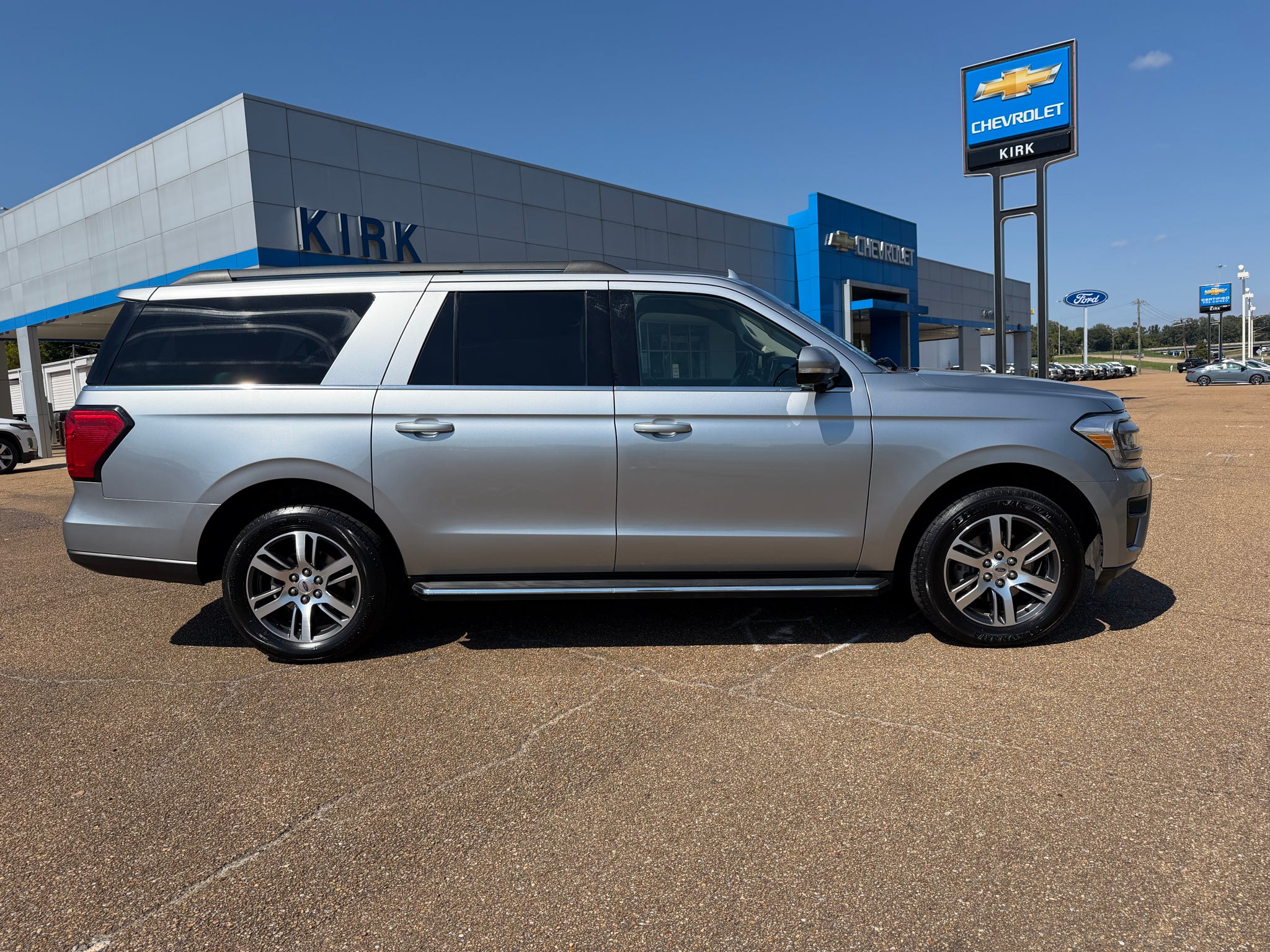 2022 Ford Expedition Max XLT