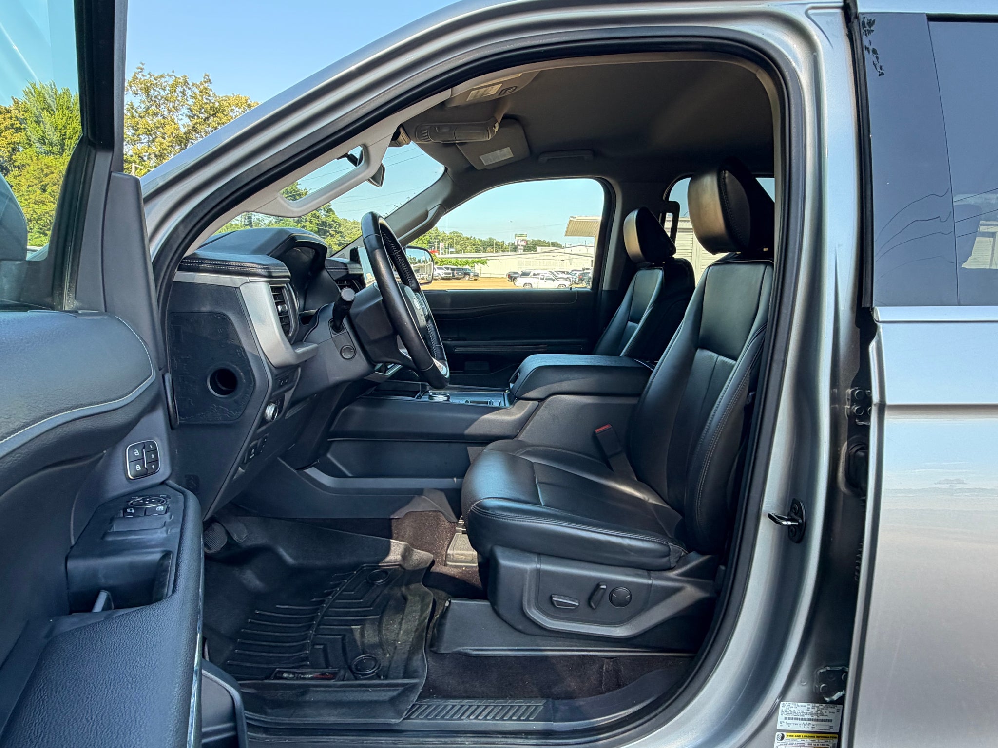 2022 Ford Expedition Max XLT