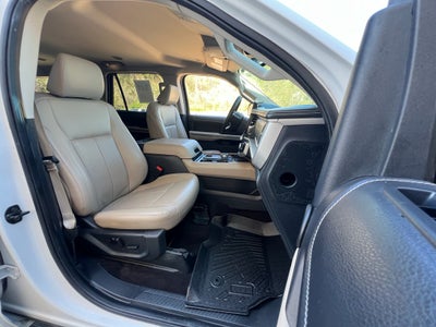 2022 Ford Expedition Max XLT
