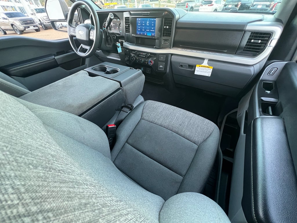 2025 Ford Super Duty F-250 SRW XL