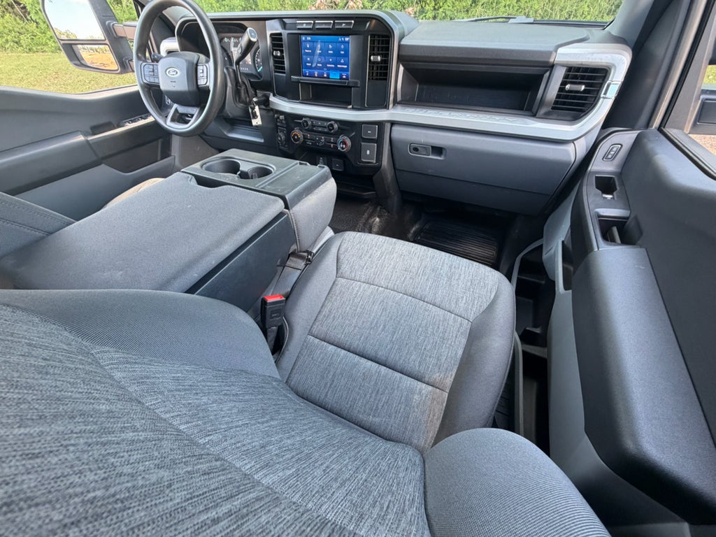 2024 Ford Super Duty F-350 SRW XL