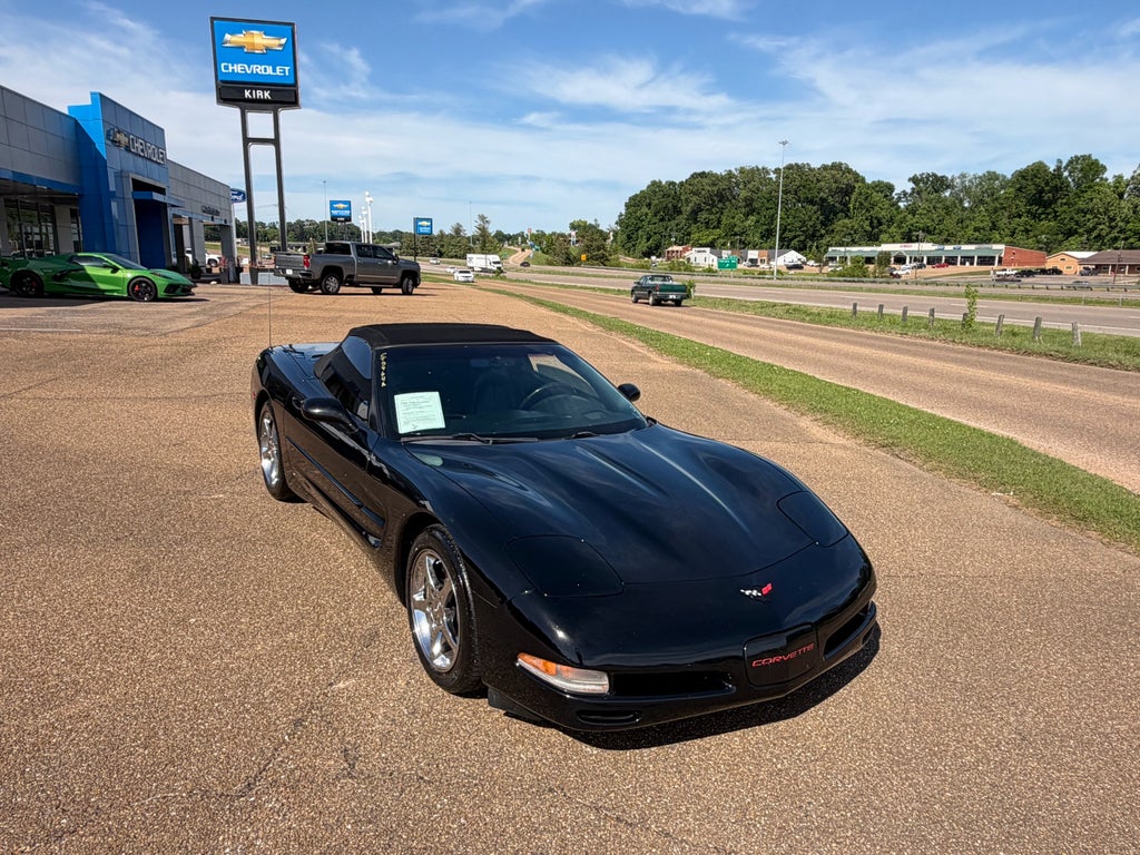 2000 Chevrolet Corvette Base
