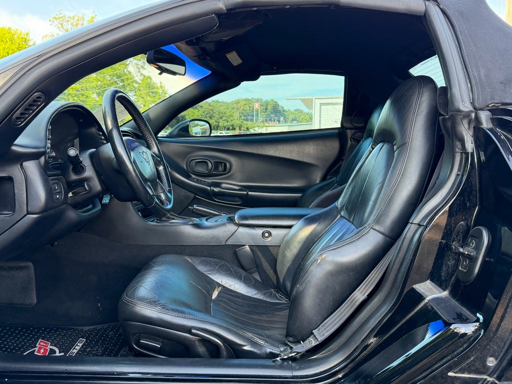 2000 Chevrolet Corvette Base