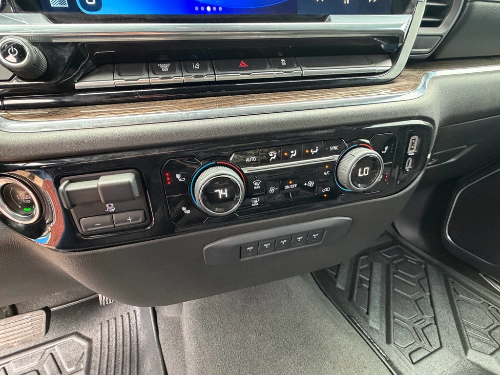 2024 Chevrolet Silverado 3500 HD Chassis Cab LT