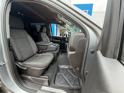 2024 Chevrolet Silverado 3500 HD Chassis Cab LT