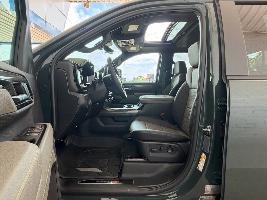 2026 Chevrolet Silverado 2500 HD ZR2 - Photo 12