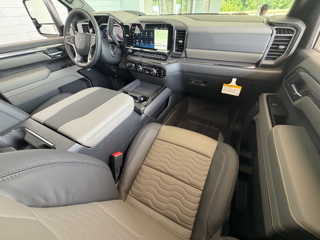 2026 Chevrolet Silverado 2500 HD ZR2 - Photo 37