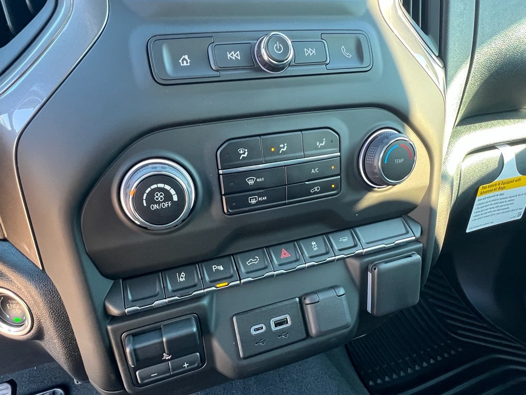 2025 Chevrolet Silverado 2500 HD Custom