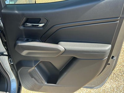 2025 Chevrolet Colorado WT/LT