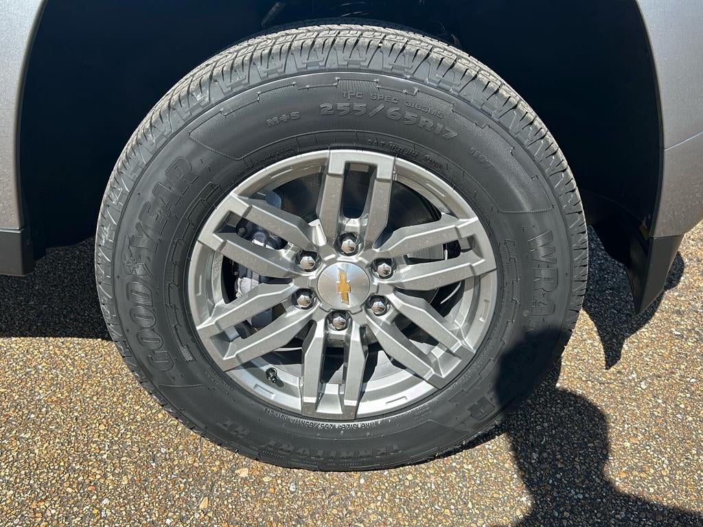 2025 Chevrolet Colorado WT/LT