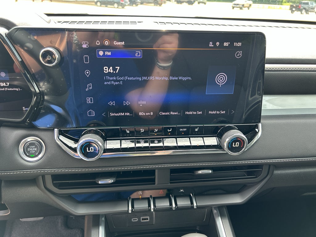 2025 Chevrolet Colorado WT/LT