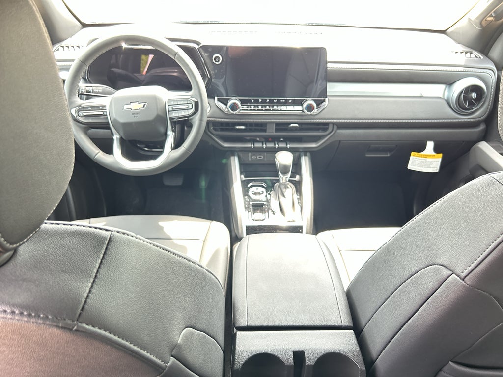 2025 Chevrolet Colorado WT/LT