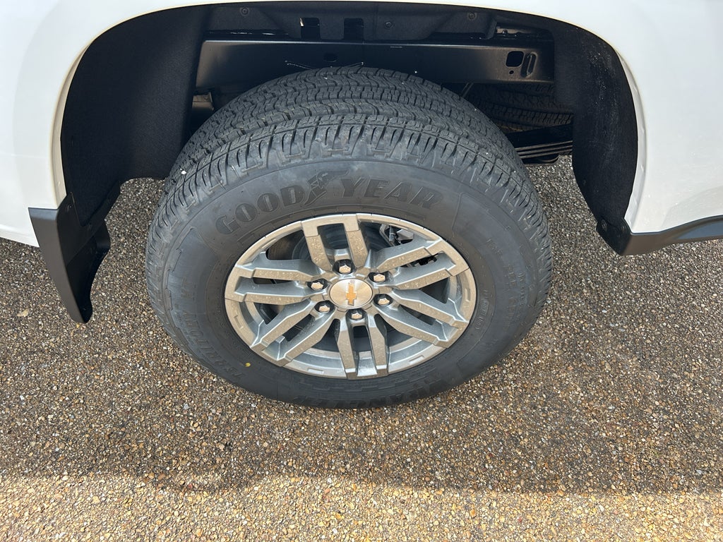 2025 Chevrolet Colorado WT/LT