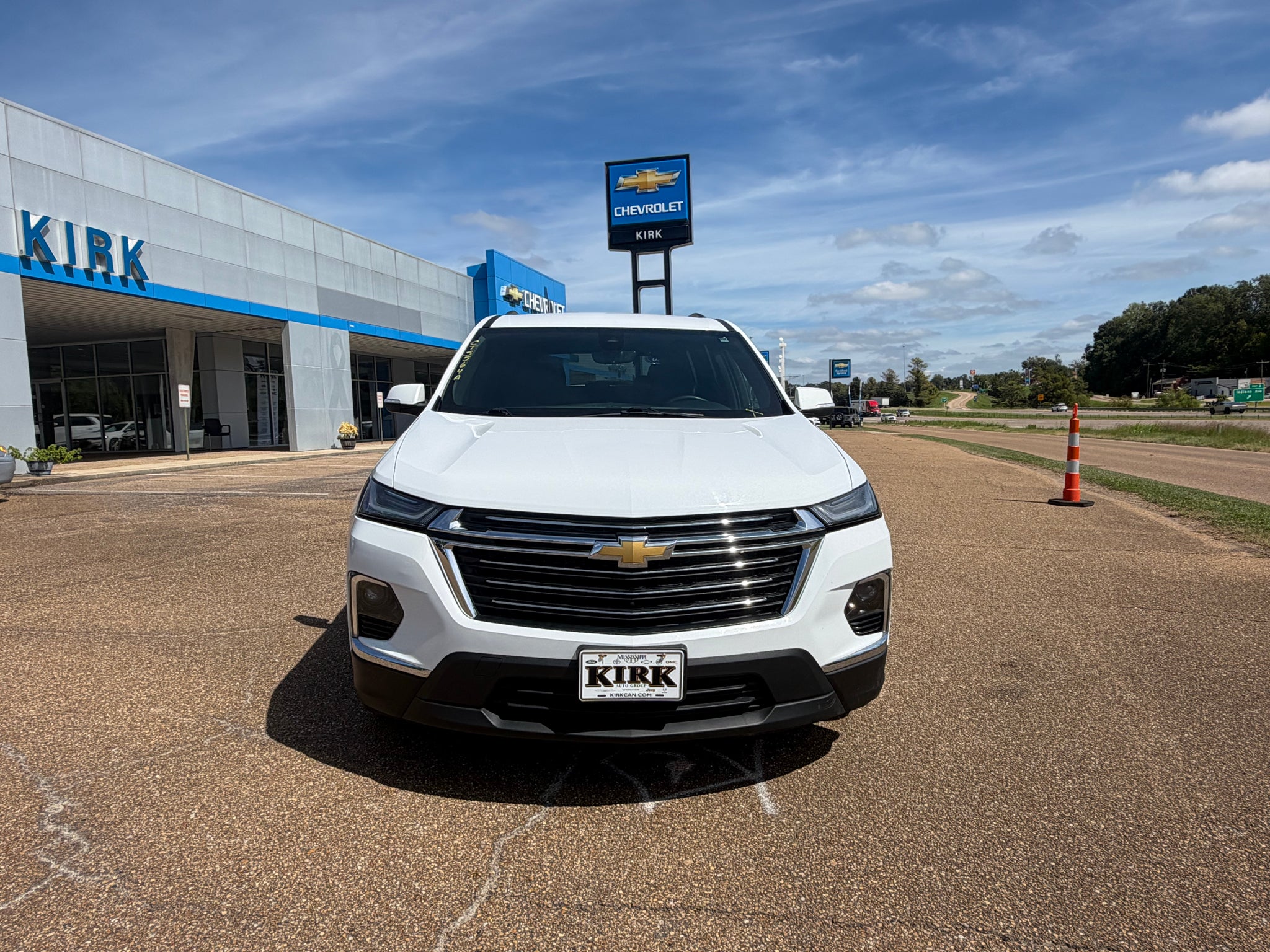 2023 Chevrolet Traverse LT Leather