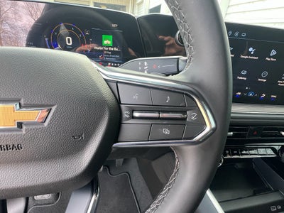 2025 Chevrolet Suburban LS