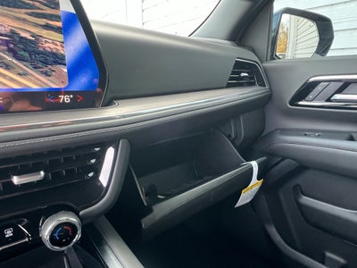 2025 Chevrolet Suburban LS