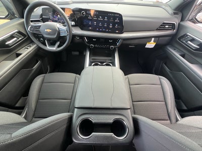 2025 Chevrolet Suburban LS