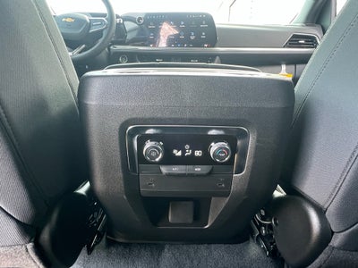 2025 Chevrolet Suburban LS