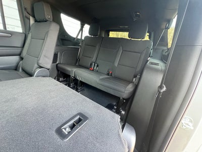 2025 Chevrolet Suburban LS