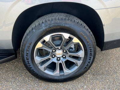 2025 Chevrolet Suburban LS