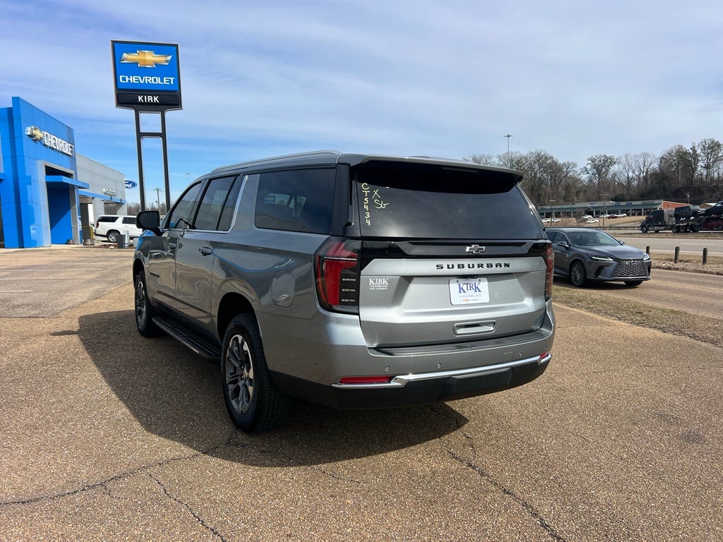 2025 Chevrolet Suburban LS