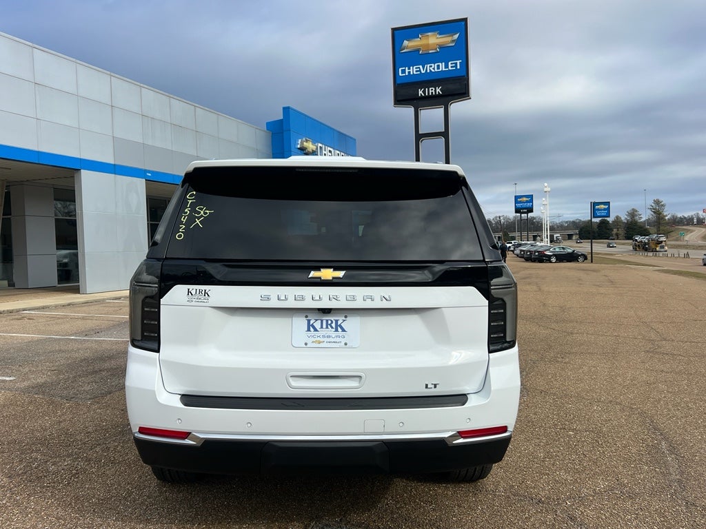 2026 Chevrolet Suburban LT