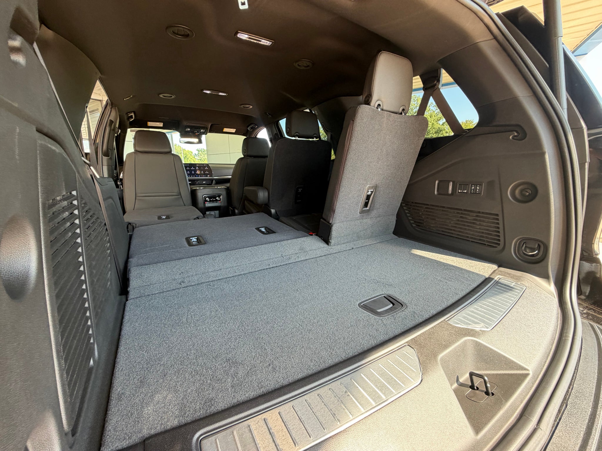 2027 Chevrolet Tahoe RST