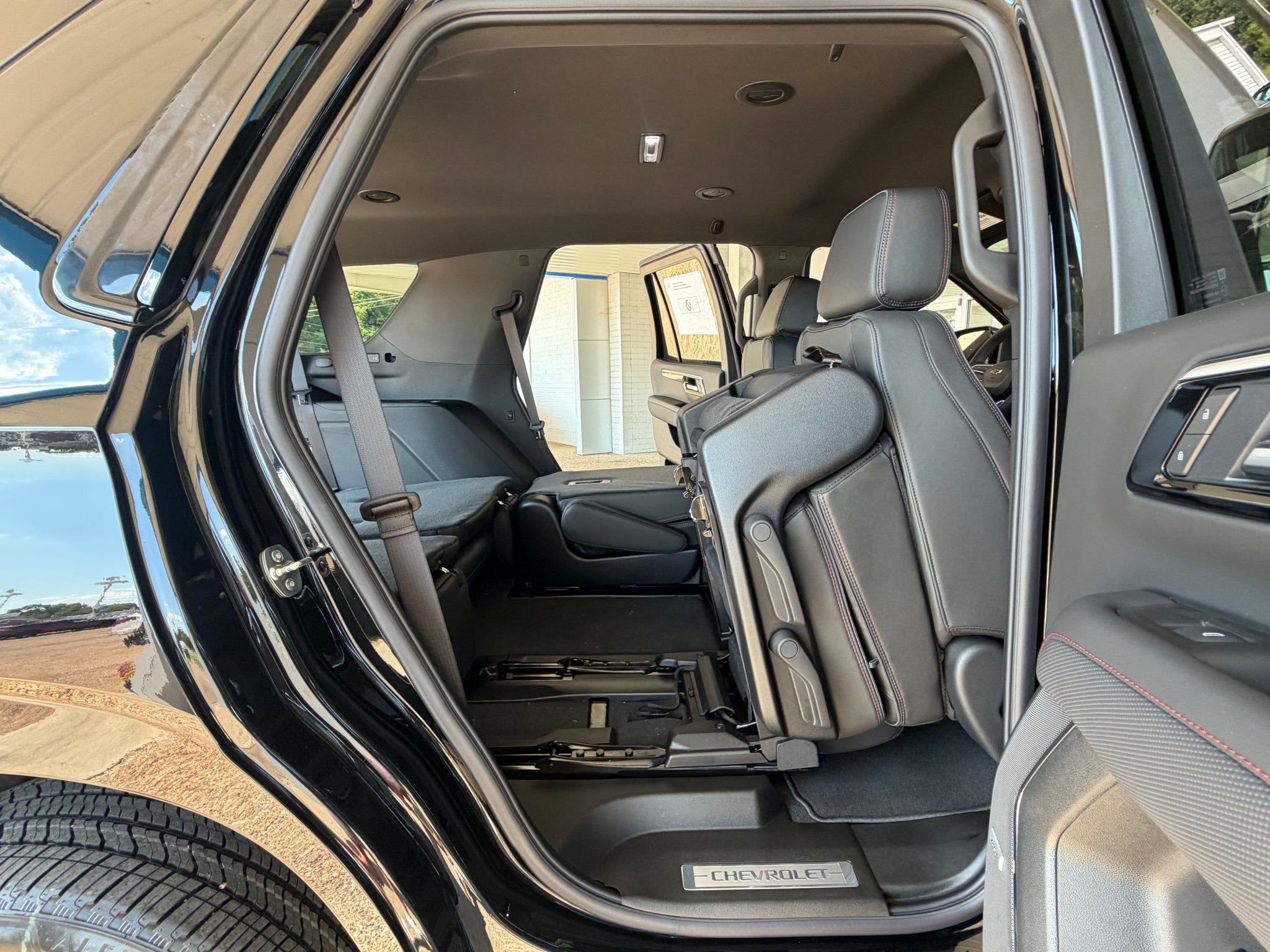 2027 Chevrolet Tahoe RST