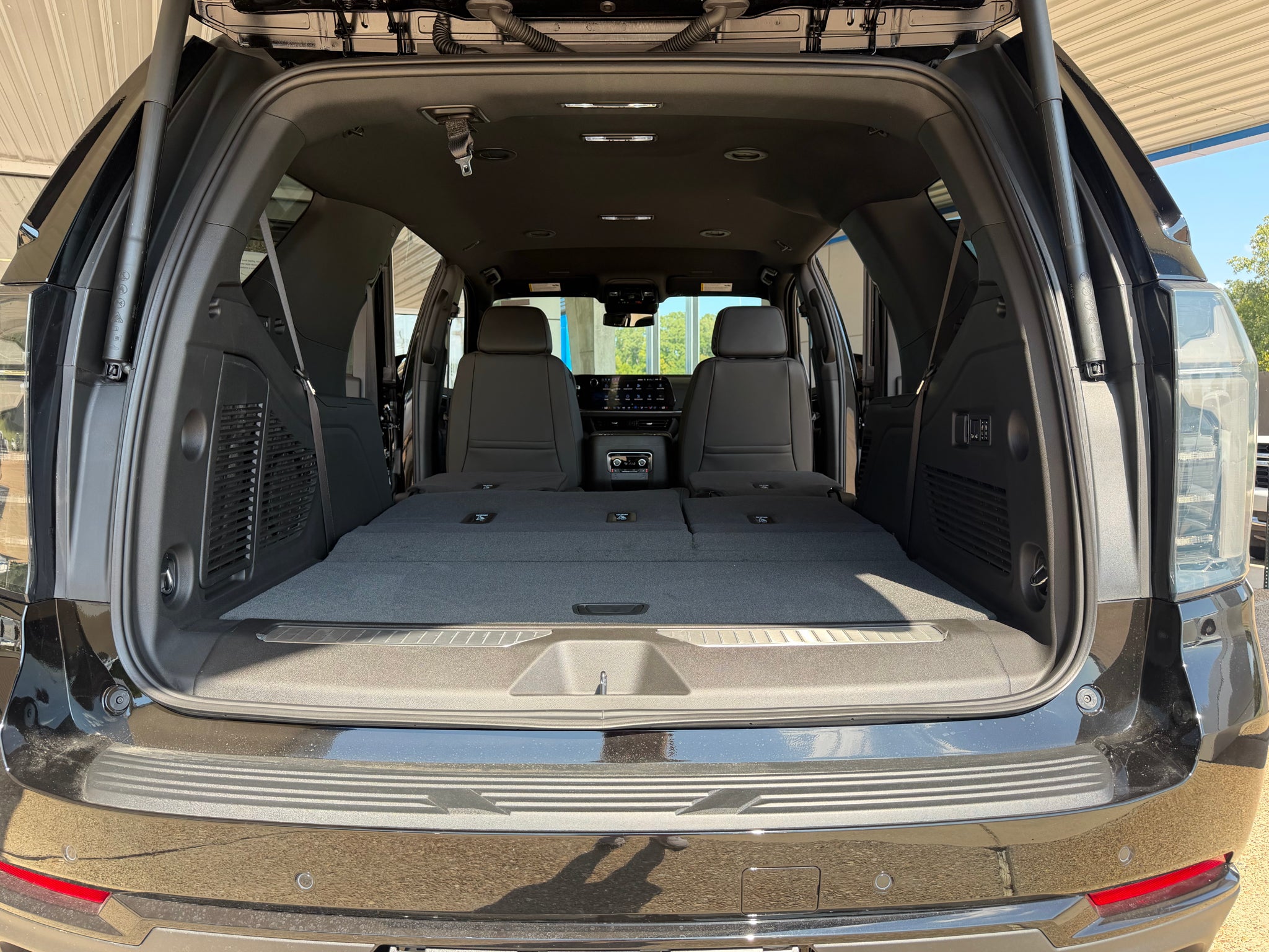 2027 Chevrolet Tahoe RST