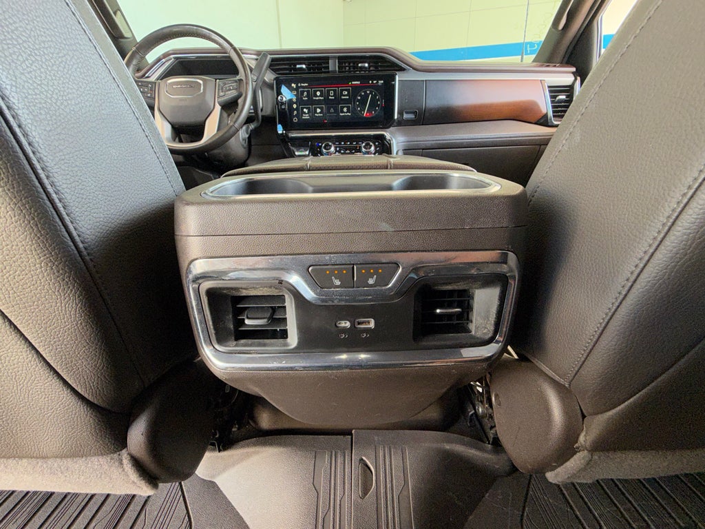 2024 GMC Sierra 3500 HD Denali