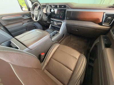 2024 GMC Sierra 3500 HD Denali