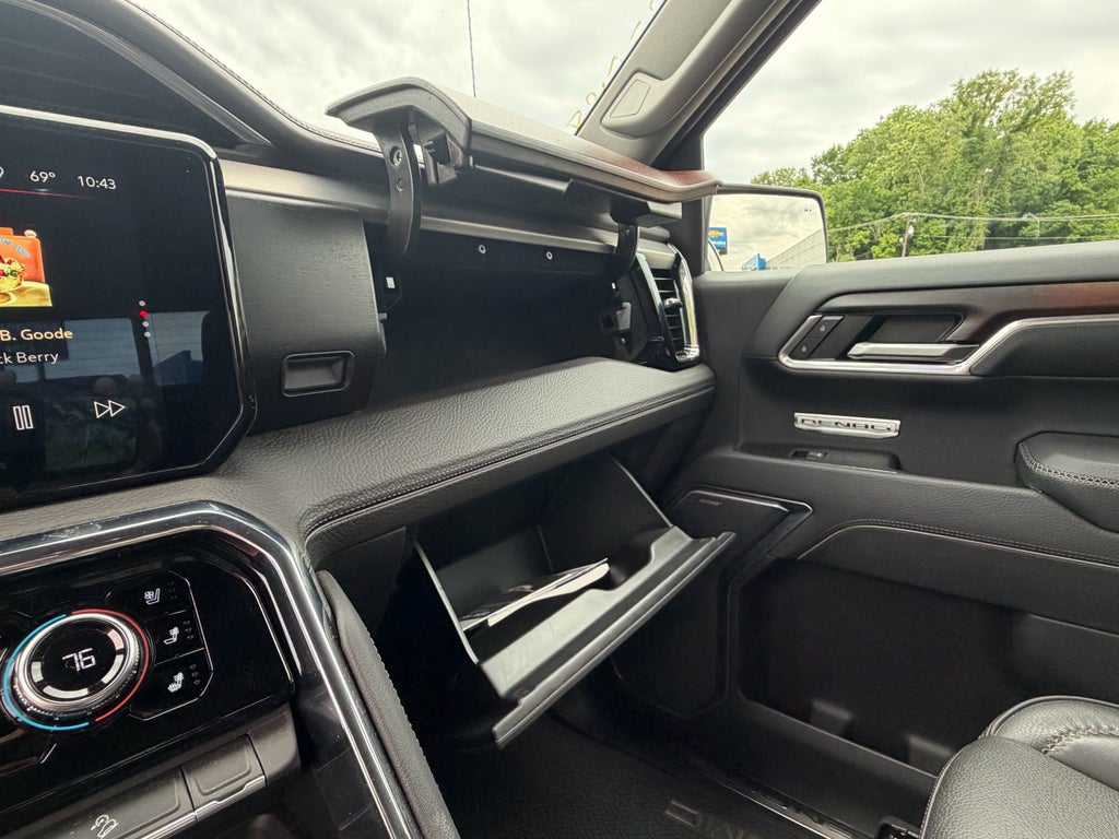 2025 GMC Sierra 1500 Denali