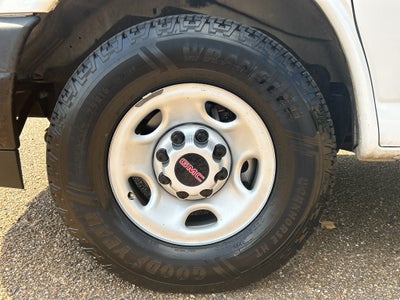 2023 GMC Savana Cargo 2500 Work Van