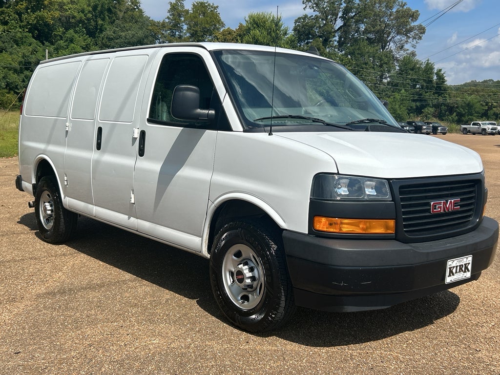 2023 GMC Savana Cargo 2500 Work Van