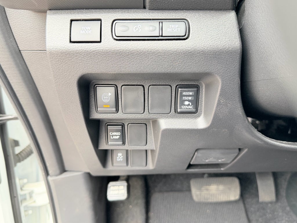 2024 Nissan Frontier SV