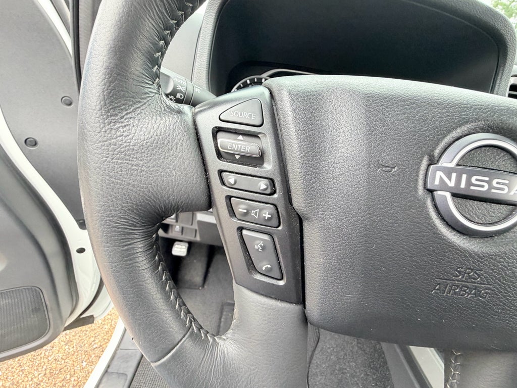 2024 Nissan Frontier SV