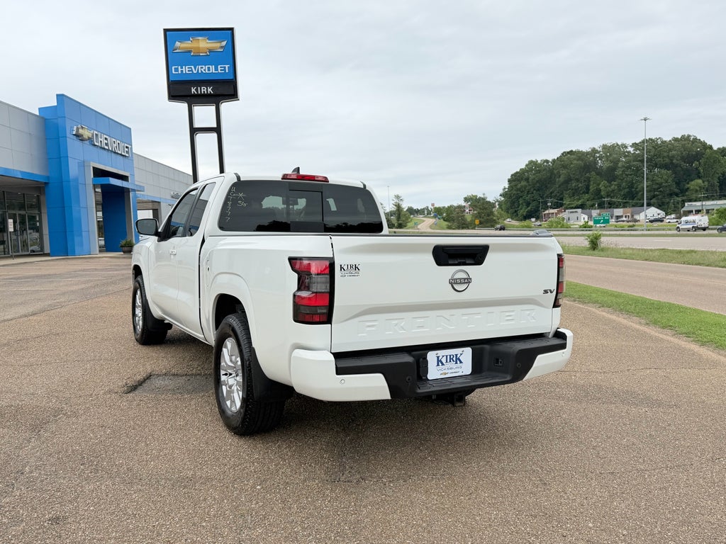 2024 Nissan Frontier SV