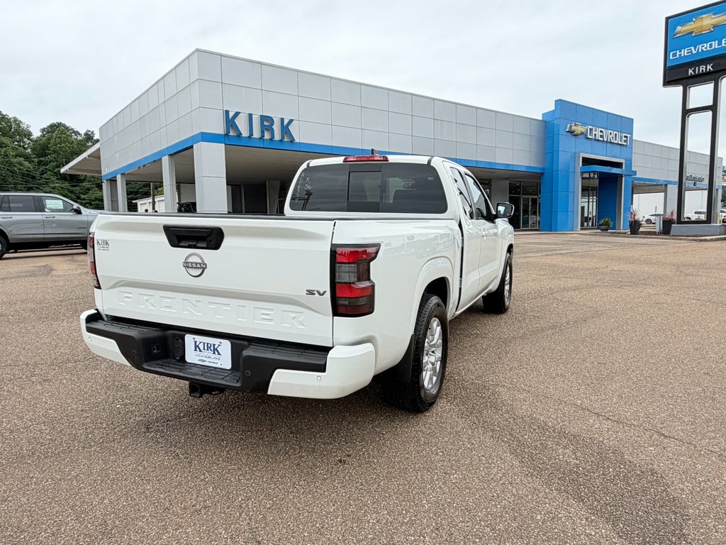 2024 Nissan Frontier SV