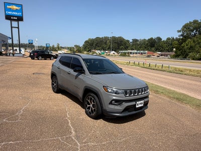 2024 Jeep Compass Latitude