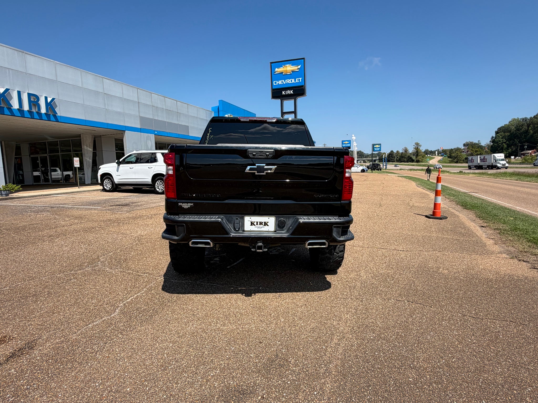 2025 Chevrolet Silverado 1500 Custom Trail Boss