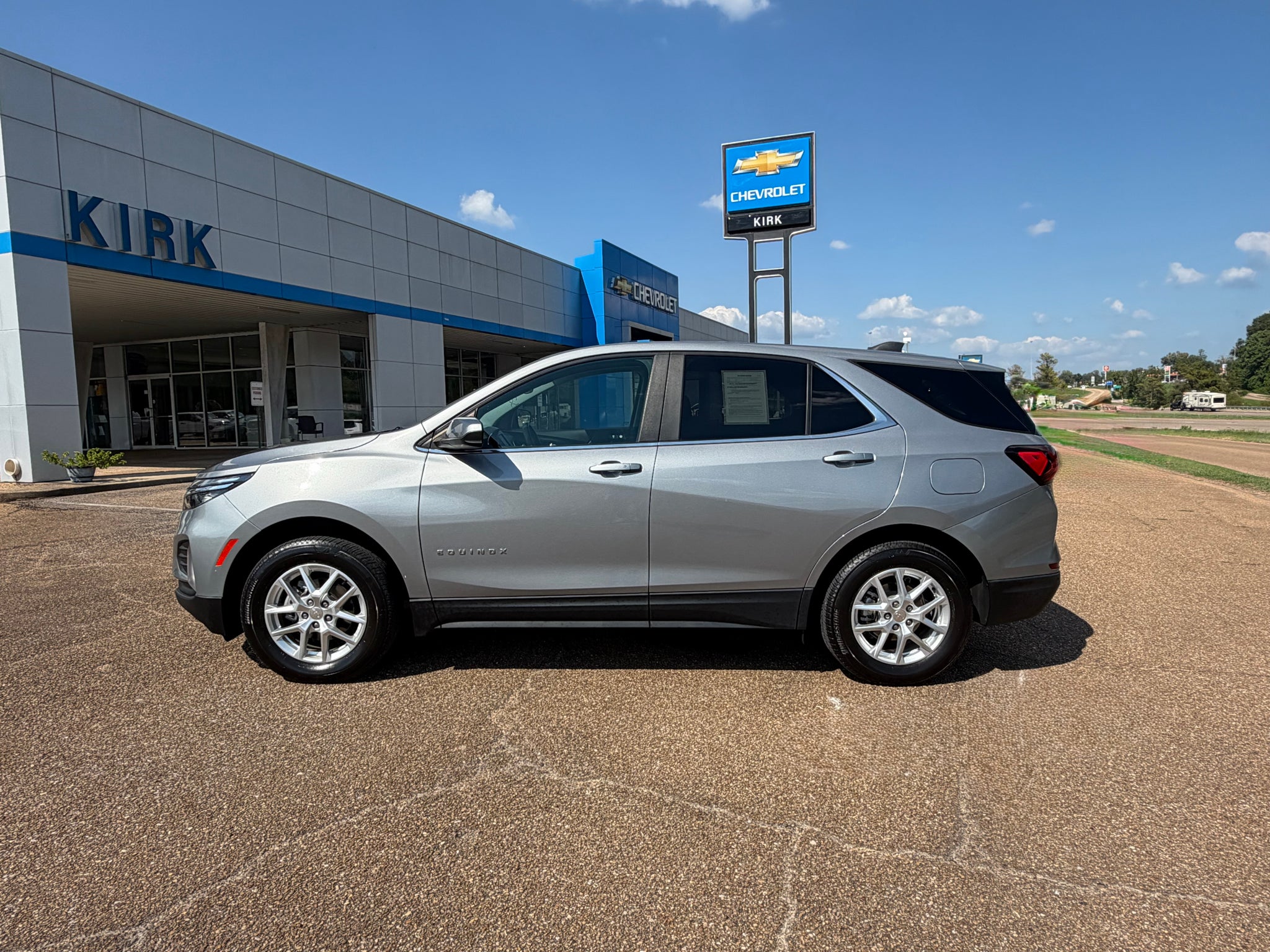 2024 Chevrolet Equinox LT