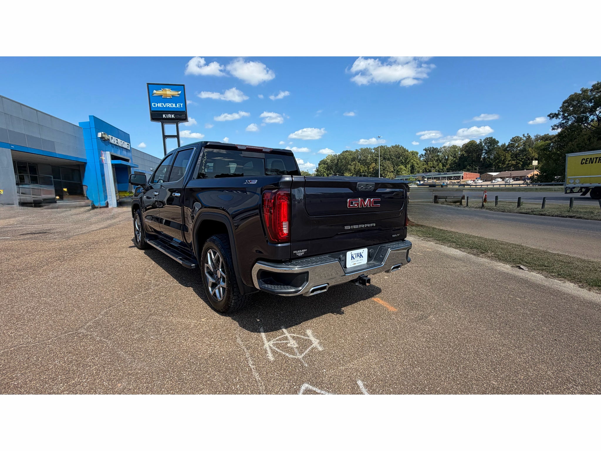 2023 GMC Sierra 1500 SLT