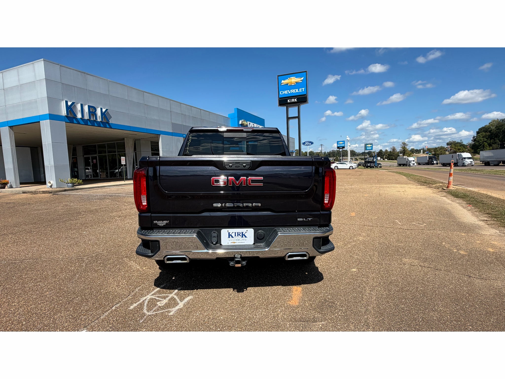 2023 GMC Sierra 1500 SLT