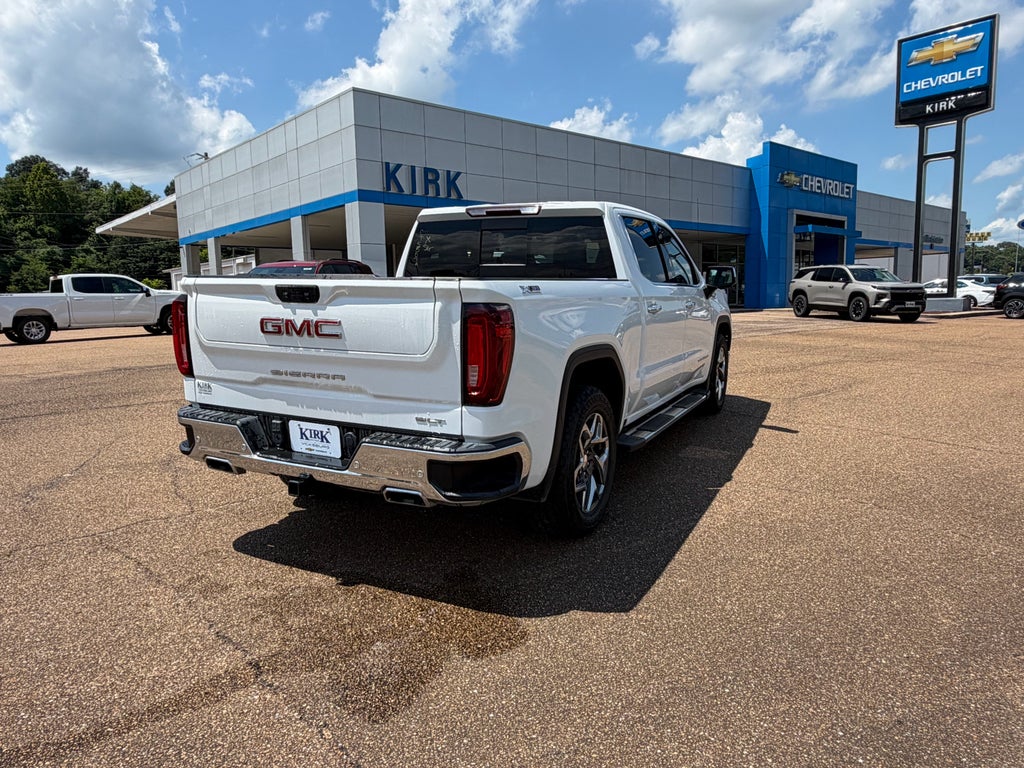2023 GMC Sierra 1500 SLT